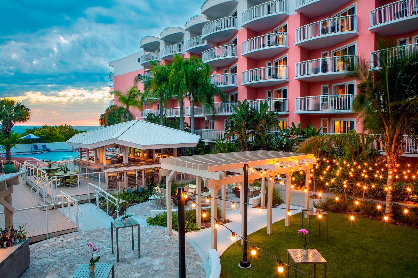 Beach House Suites By The Don Cesar St. Pete Beach Exterior foto